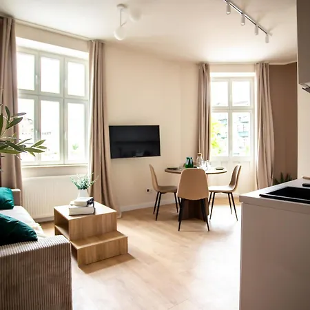 Apartman Z Balkonem Kamienica Przy R Lazarskim Poznań